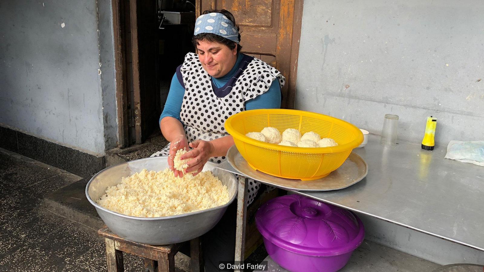 Khachapuri, Georgia’s addictive cousin to pizza - BBC geotv.ge